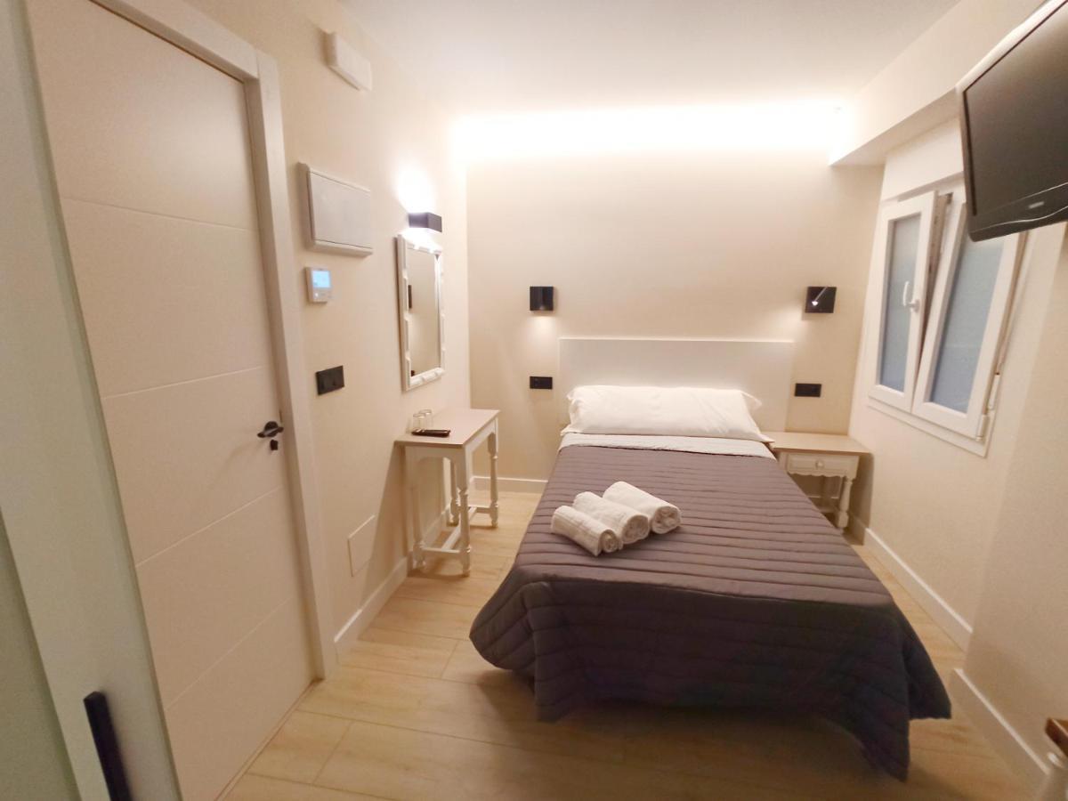 Bahia Rooms Cantabria 3000 Santander Bagian luar foto